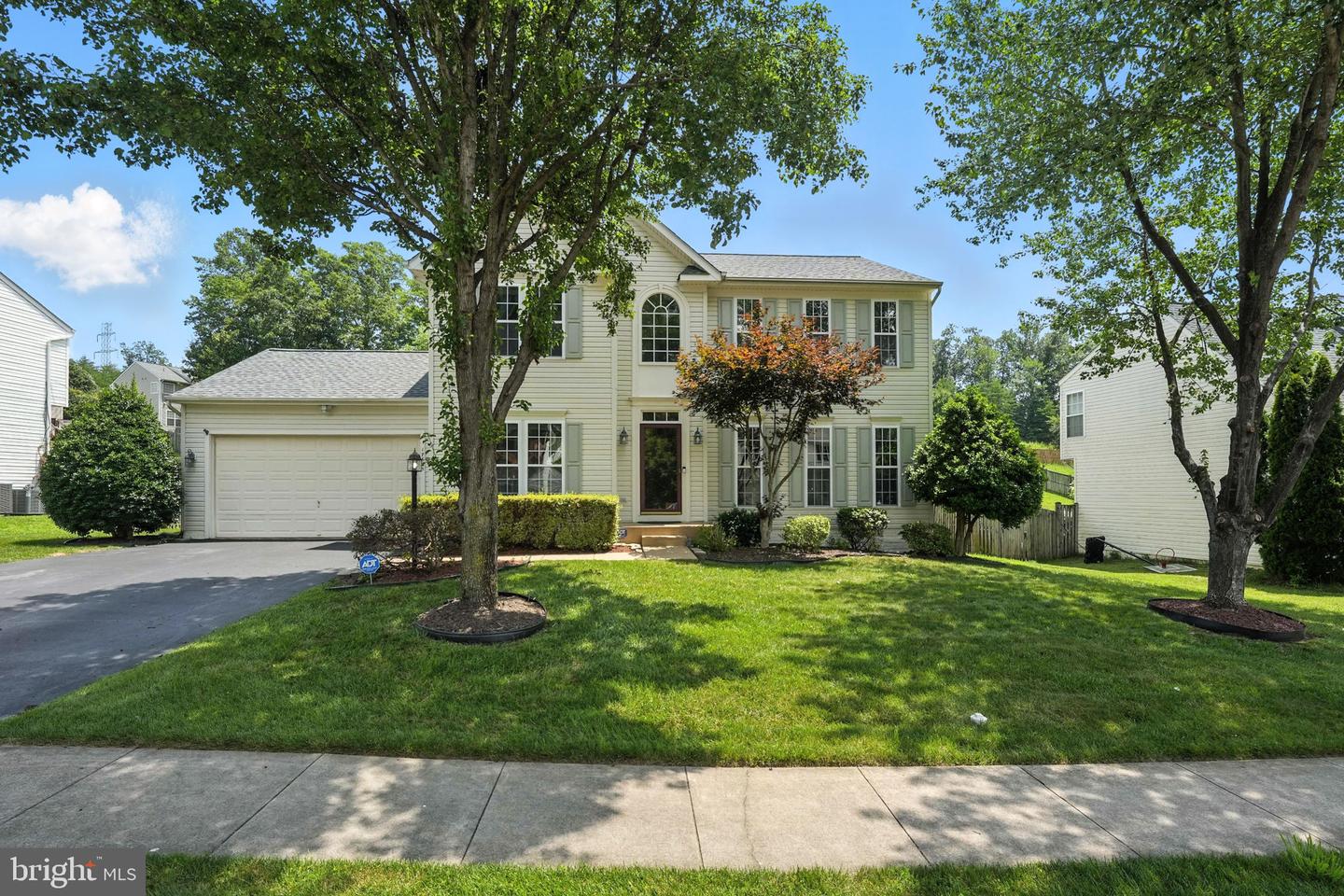 17665 AVENEL LN, DUMFRIES, Virginia 22026, 5 Bedrooms Bedrooms, ,3 BathroomsBathrooms,Residential,For sale,17665 AVENEL LN,VAPW2098188 MLS # VAPW2098188