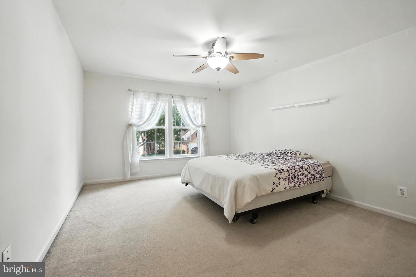 17665 AVENEL LN, DUMFRIES, Virginia 22026, 5 Bedrooms Bedrooms, ,3 BathroomsBathrooms,Residential,For sale,17665 AVENEL LN,VAPW2098188 MLS # VAPW2098188