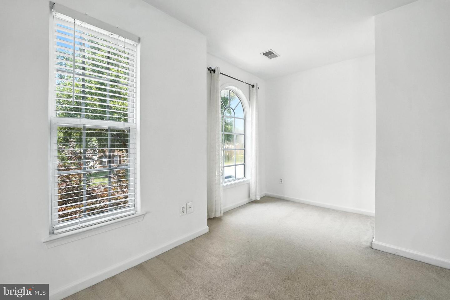 17665 AVENEL LN, DUMFRIES, Virginia 22026, 5 Bedrooms Bedrooms, ,3 BathroomsBathrooms,Residential,For sale,17665 AVENEL LN,VAPW2098188 MLS # VAPW2098188