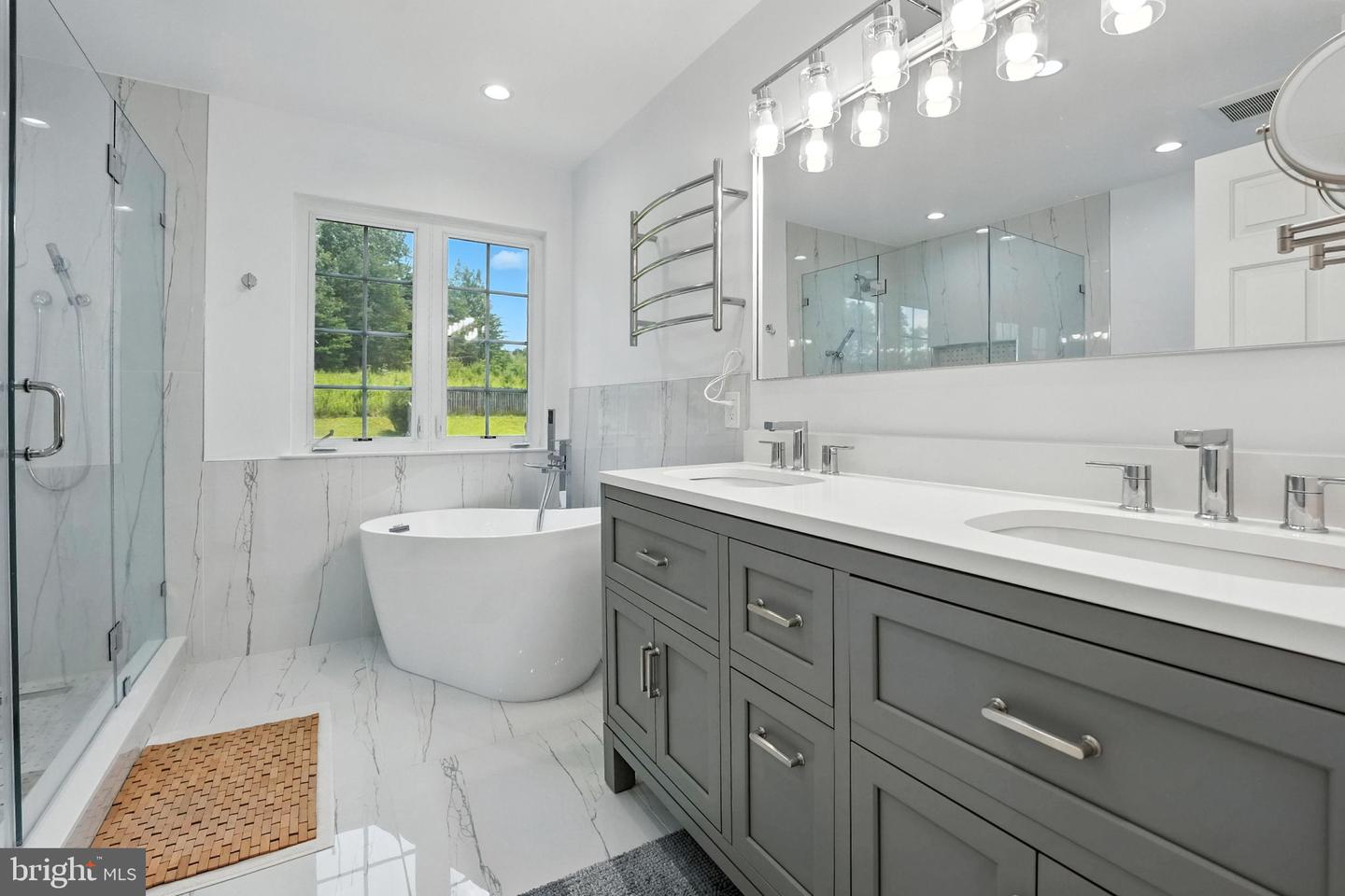 17665 AVENEL LN, DUMFRIES, Virginia 22026, 5 Bedrooms Bedrooms, ,3 BathroomsBathrooms,Residential,For sale,17665 AVENEL LN,VAPW2098188 MLS # VAPW2098188
