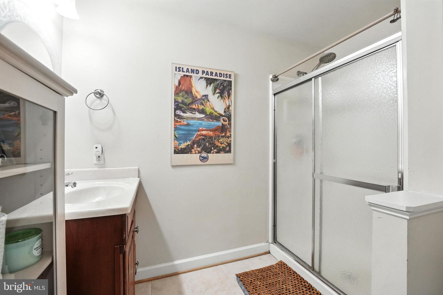17665 AVENEL LN, DUMFRIES, Virginia 22026, 5 Bedrooms Bedrooms, ,3 BathroomsBathrooms,Residential,For sale,17665 AVENEL LN,VAPW2098188 MLS # VAPW2098188