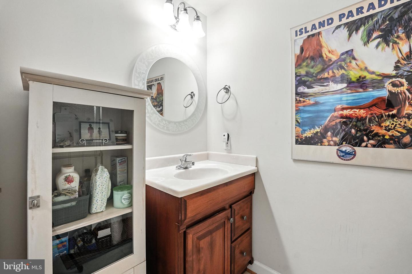 17665 AVENEL LN, DUMFRIES, Virginia 22026, 5 Bedrooms Bedrooms, ,3 BathroomsBathrooms,Residential,For sale,17665 AVENEL LN,VAPW2098188 MLS # VAPW2098188