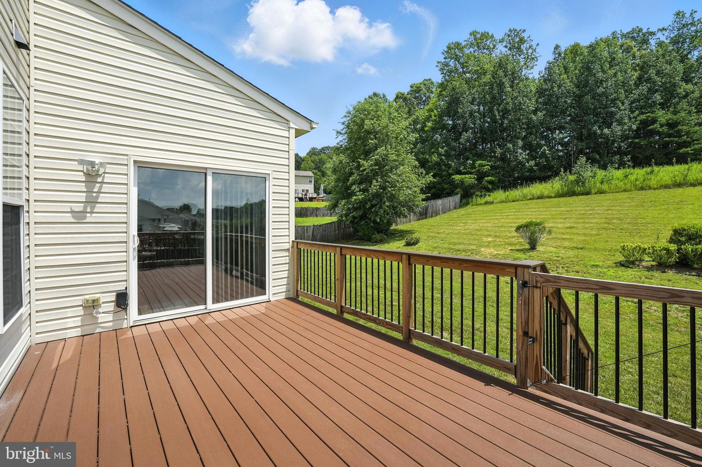 17665 AVENEL LN, DUMFRIES, Virginia 22026, 5 Bedrooms Bedrooms, ,3 BathroomsBathrooms,Residential,For sale,17665 AVENEL LN,VAPW2098188 MLS # VAPW2098188