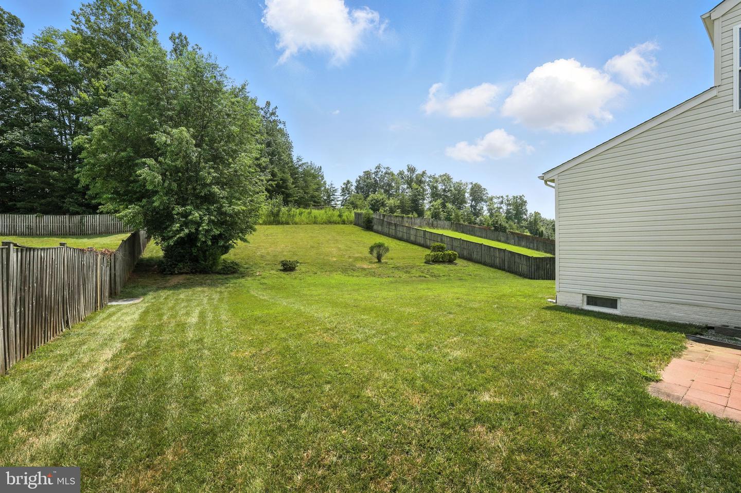 17665 AVENEL LN, DUMFRIES, Virginia 22026, 5 Bedrooms Bedrooms, ,3 BathroomsBathrooms,Residential,For sale,17665 AVENEL LN,VAPW2098188 MLS # VAPW2098188