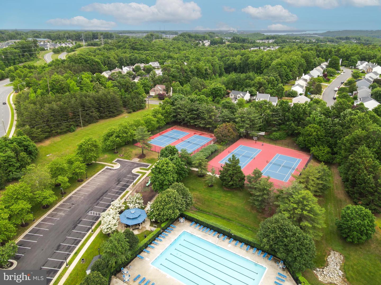 17665 AVENEL LN, DUMFRIES, Virginia 22026, 5 Bedrooms Bedrooms, ,3 BathroomsBathrooms,Residential,For sale,17665 AVENEL LN,VAPW2098188 MLS # VAPW2098188