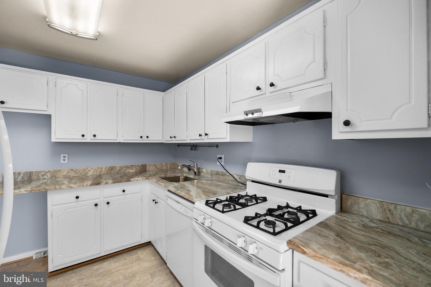 4241 COLUMBIA PIKE #305, ARLINGTON, Virginia 22204, 1 Bedroom Bedrooms, ,1 BathroomBathrooms,Residential,For sale,4241 COLUMBIA PIKE #305,VAAR2059968 MLS # VAAR2059968