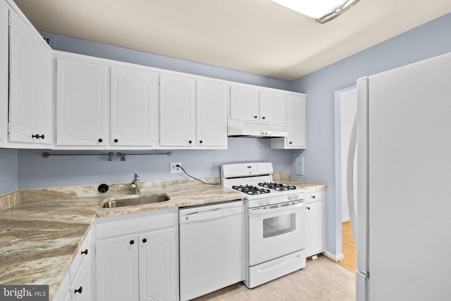 4241 COLUMBIA PIKE #305, ARLINGTON, Virginia 22204, 1 Bedroom Bedrooms, ,1 BathroomBathrooms,Residential,For sale,4241 COLUMBIA PIKE #305,VAAR2059968 MLS # VAAR2059968