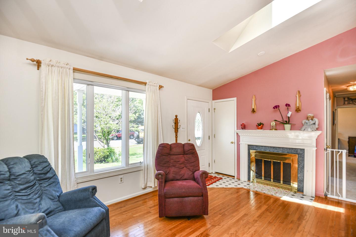 10291 ABBOTT RD, MANASSAS, Virginia 20110, 3 Bedrooms Bedrooms, ,2 BathroomsBathrooms,Residential,For sale,10291 ABBOTT RD,VAMN2008600 MLS # VAMN2008600