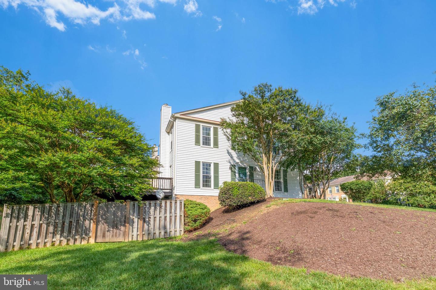 5632 RIDGE VIEW DR, ALEXANDRIA, Virginia 22310, 3 Bedrooms Bedrooms, ,2 BathroomsBathrooms,Residential,For sale,5632 RIDGE VIEW DR,VAFX2252518 MLS # VAFX2252518