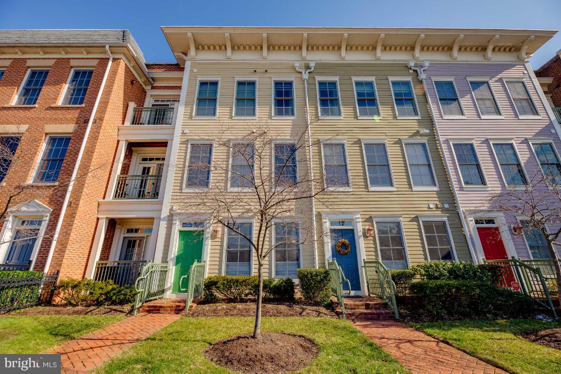 1115 CAMERON ST #114, ALEXANDRIA, Virginia 22314, 2 Bedrooms Bedrooms, ,2 BathroomsBathrooms,Residential,For sale,1115 CAMERON ST #114,VAAX2047066 MLS # VAAX2047066