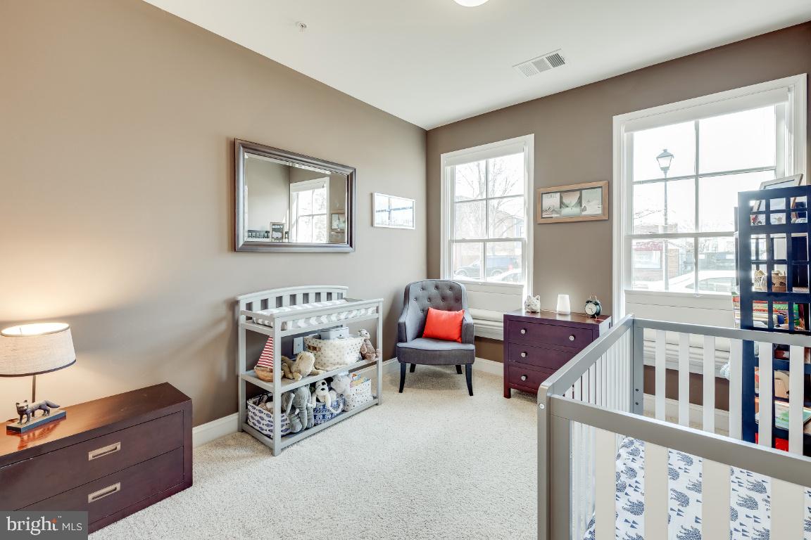 1115 CAMERON ST #114, ALEXANDRIA, Virginia 22314, 2 Bedrooms Bedrooms, ,2 BathroomsBathrooms,Residential,For sale,1115 CAMERON ST #114,VAAX2047066 MLS # VAAX2047066