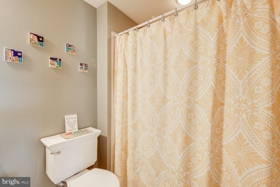 1115 CAMERON ST #114, ALEXANDRIA, Virginia 22314, 2 Bedrooms Bedrooms, ,2 BathroomsBathrooms,Residential,For sale,1115 CAMERON ST #114,VAAX2047066 MLS # VAAX2047066