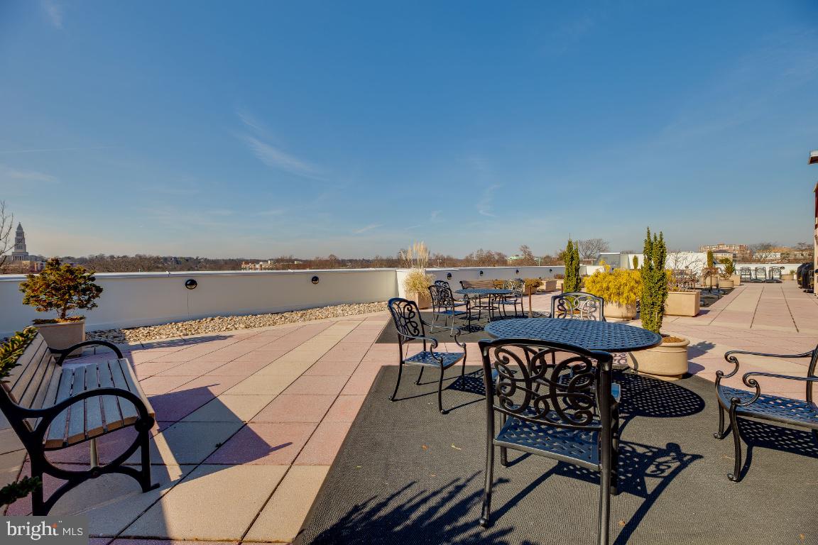 1115 CAMERON ST #114, ALEXANDRIA, Virginia 22314, 2 Bedrooms Bedrooms, ,2 BathroomsBathrooms,Residential,For sale,1115 CAMERON ST #114,VAAX2047066 MLS # VAAX2047066
