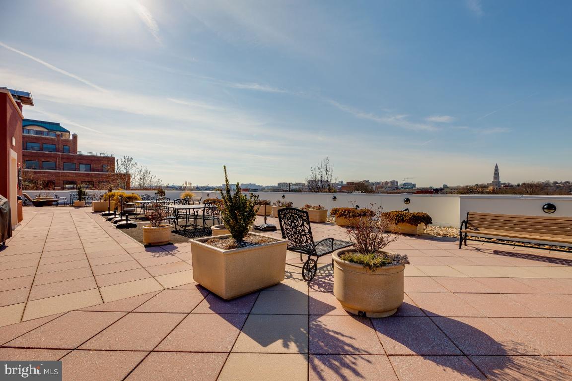 1115 CAMERON ST #114, ALEXANDRIA, Virginia 22314, 2 Bedrooms Bedrooms, ,2 BathroomsBathrooms,Residential,For sale,1115 CAMERON ST #114,VAAX2047066 MLS # VAAX2047066