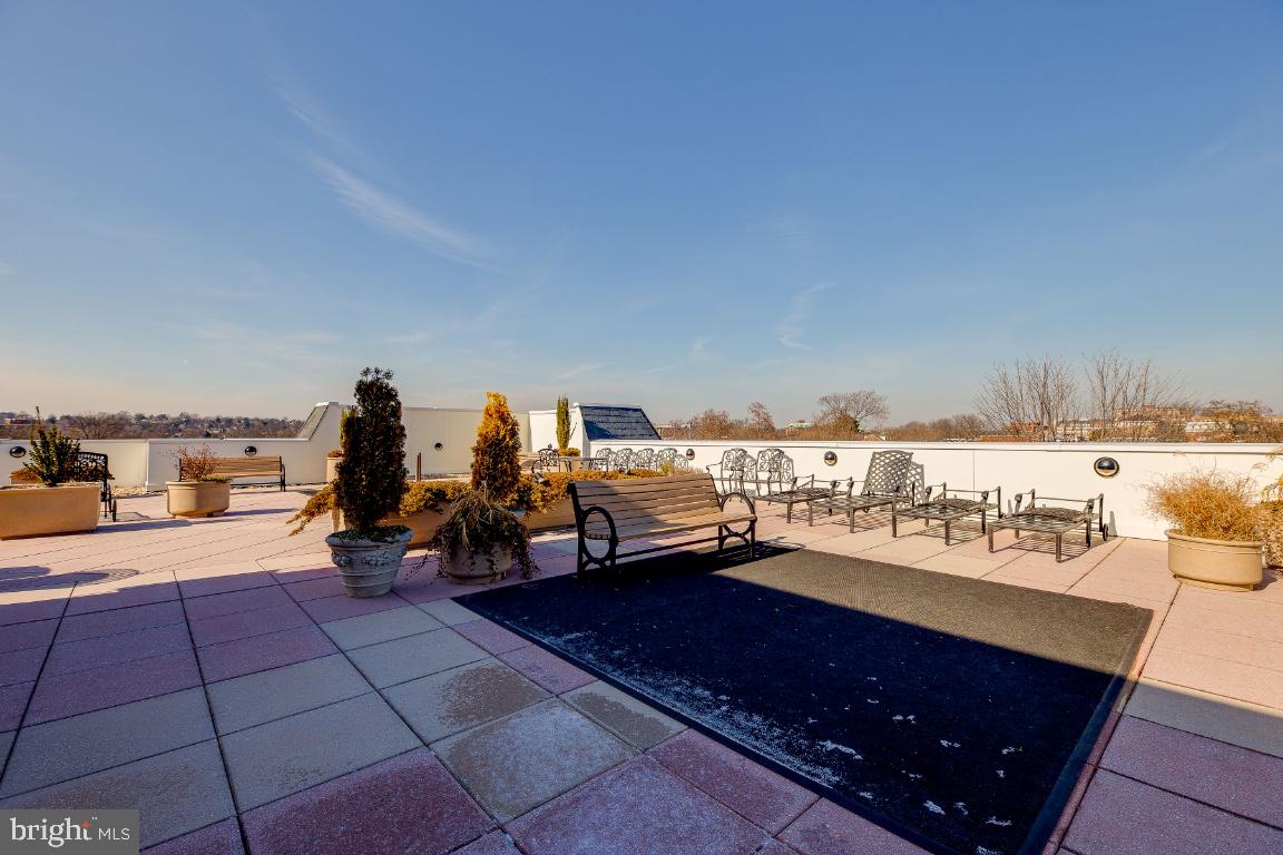 1115 CAMERON ST #114, ALEXANDRIA, Virginia 22314, 2 Bedrooms Bedrooms, ,2 BathroomsBathrooms,Residential,For sale,1115 CAMERON ST #114,VAAX2047066 MLS # VAAX2047066