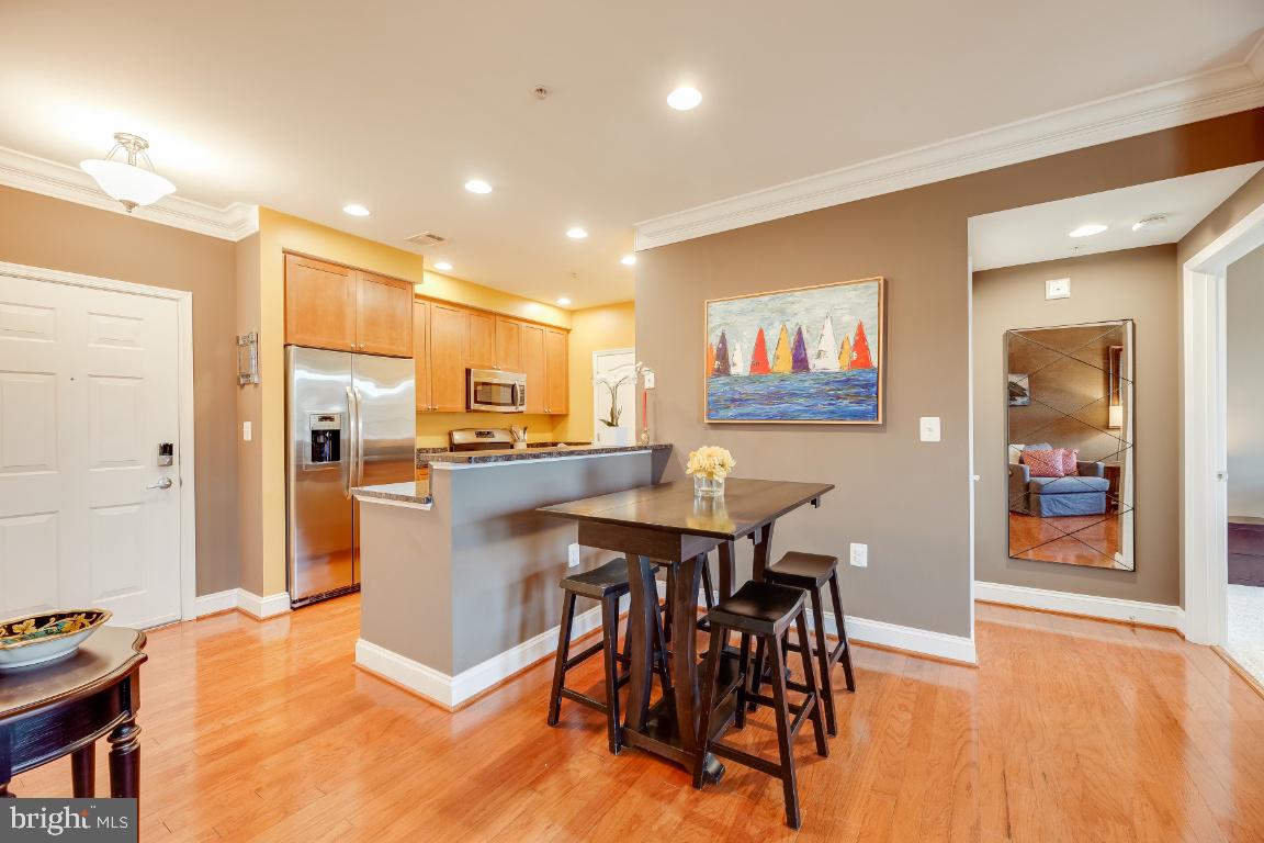1115 CAMERON ST #114, ALEXANDRIA, Virginia 22314, 2 Bedrooms Bedrooms, ,2 BathroomsBathrooms,Residential,For sale,1115 CAMERON ST #114,VAAX2047066 MLS # VAAX2047066