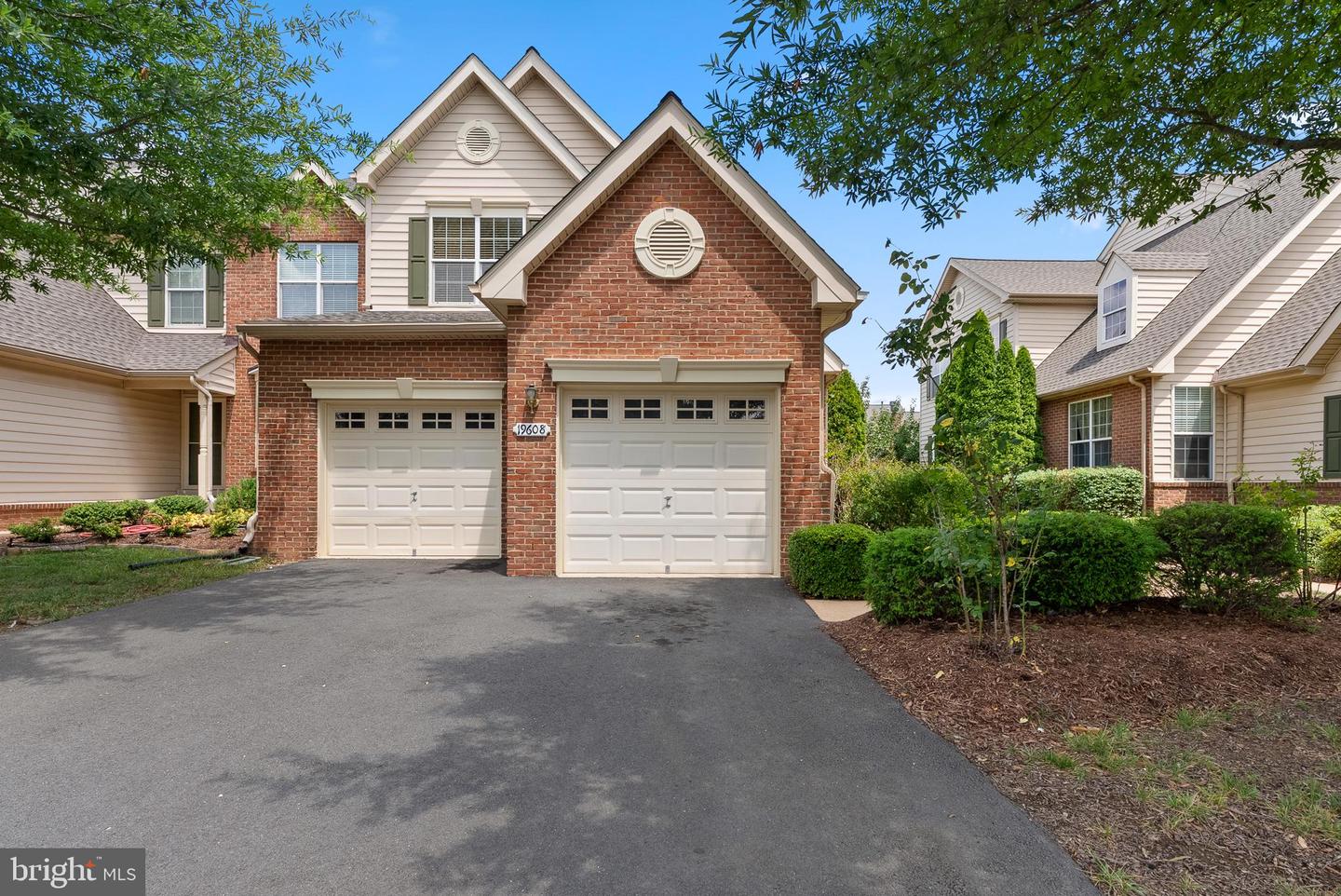 19608 EDGEMONT SQ, ASHBURN, Virginia 20147, 3 Bedrooms Bedrooms, ,2 BathroomsBathrooms,Residential,For sale,19608 EDGEMONT SQ,VALO2100830 MLS # VALO2100830
