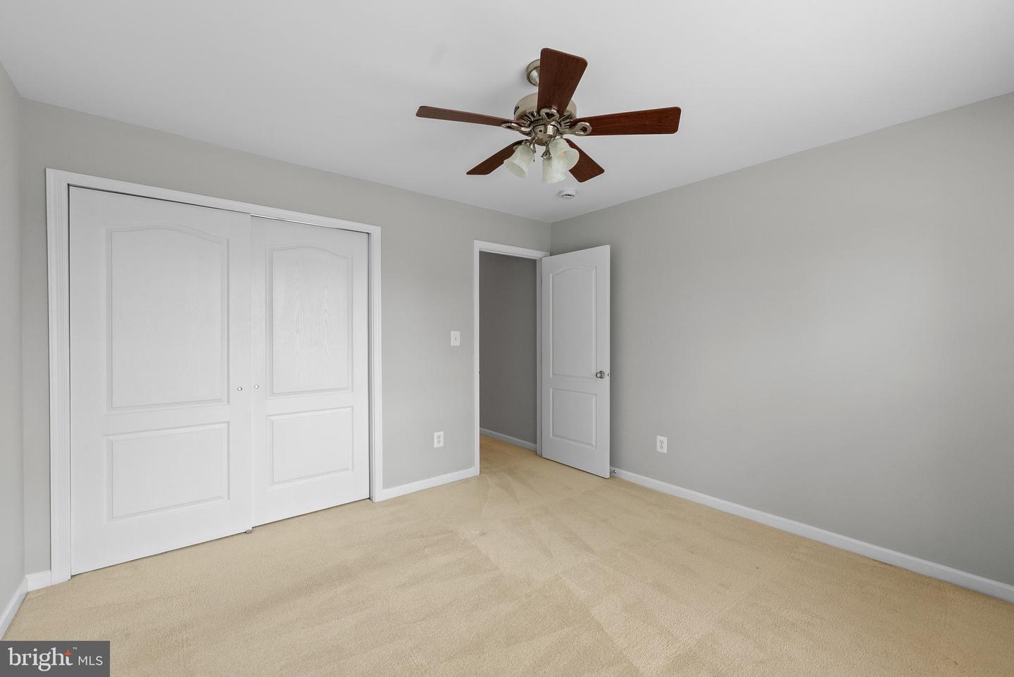 19608 EDGEMONT SQ, ASHBURN, Virginia 20147, 3 Bedrooms Bedrooms, ,2 BathroomsBathrooms,Residential,For sale,19608 EDGEMONT SQ,VALO2100830 MLS # VALO2100830
