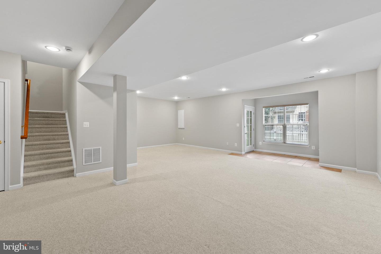 19608 EDGEMONT SQ, ASHBURN, Virginia 20147, 3 Bedrooms Bedrooms, ,2 BathroomsBathrooms,Residential,For sale,19608 EDGEMONT SQ,VALO2100830 MLS # VALO2100830