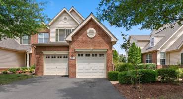19608 EDGEMONT SQ, ASHBURN, Virginia 20147, 3 Bedrooms Bedrooms, ,2 BathroomsBathrooms,Residential,For sale,19608 EDGEMONT SQ,VALO2100830 MLS # VALO2100830