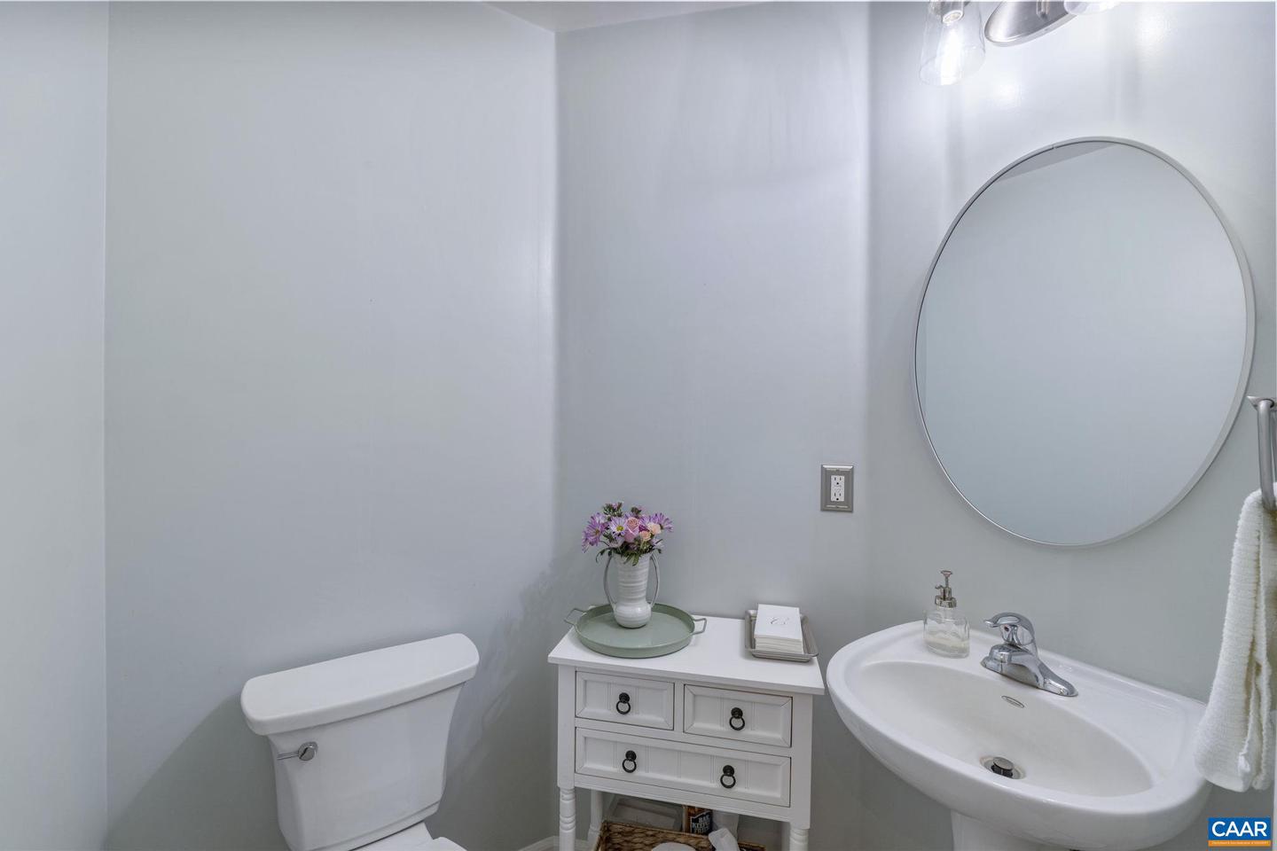673 REEDY CREEK RD, LOUISA, Virginia 23093, 4 Bedrooms Bedrooms, ,2 BathroomsBathrooms,Residential,For sale,673 REEDY CREEK RD,666249 MLS # 666249