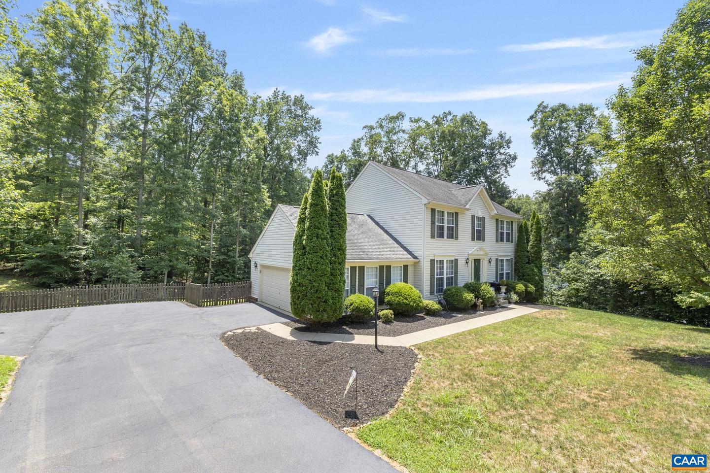 673 REEDY CREEK RD, LOUISA, Virginia 23093, 4 Bedrooms Bedrooms, ,2 BathroomsBathrooms,Residential,For sale,673 REEDY CREEK RD,666249 MLS # 666249