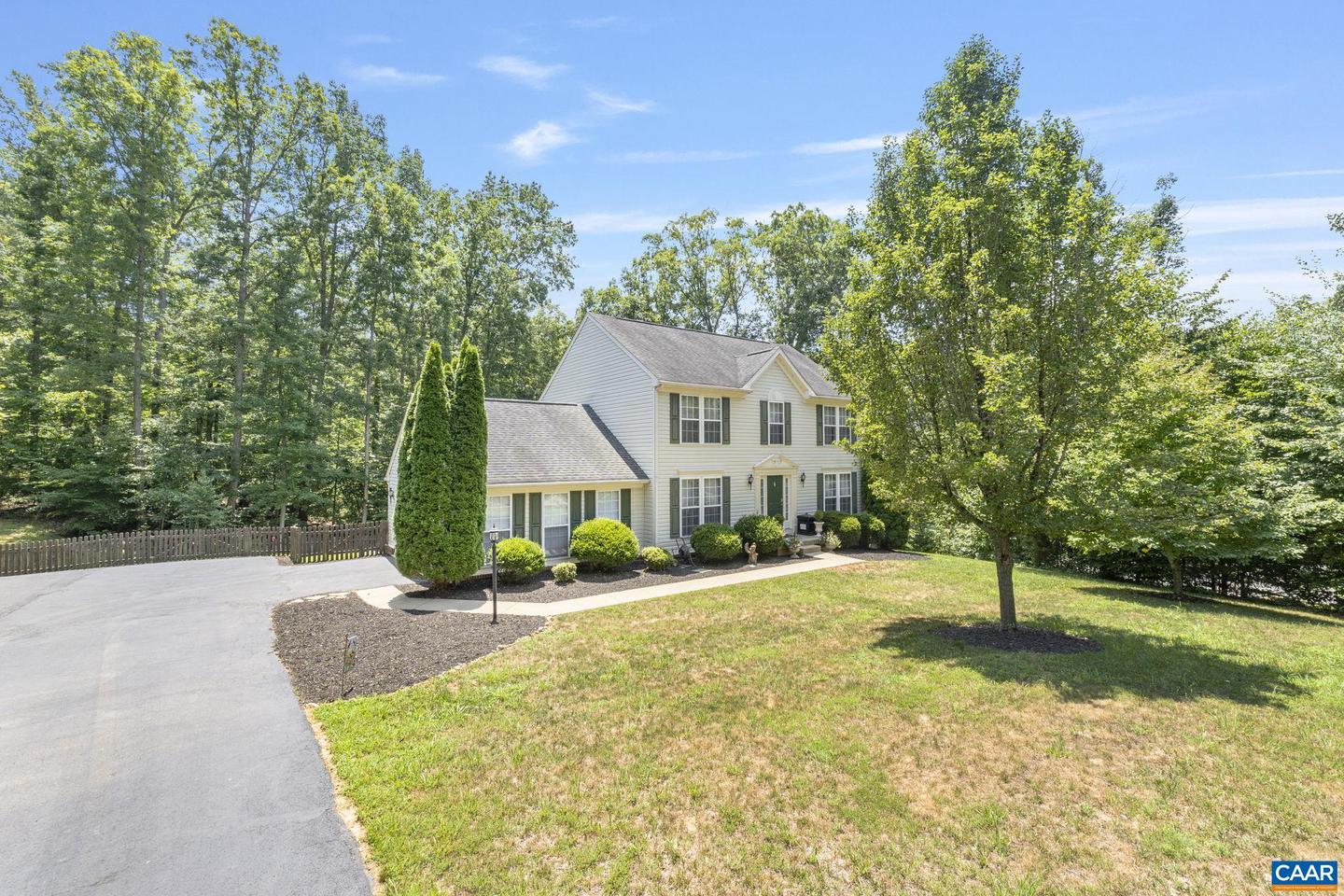 673 REEDY CREEK RD, LOUISA, Virginia 23093, 4 Bedrooms Bedrooms, ,2 BathroomsBathrooms,Residential,For sale,673 REEDY CREEK RD,666249 MLS # 666249