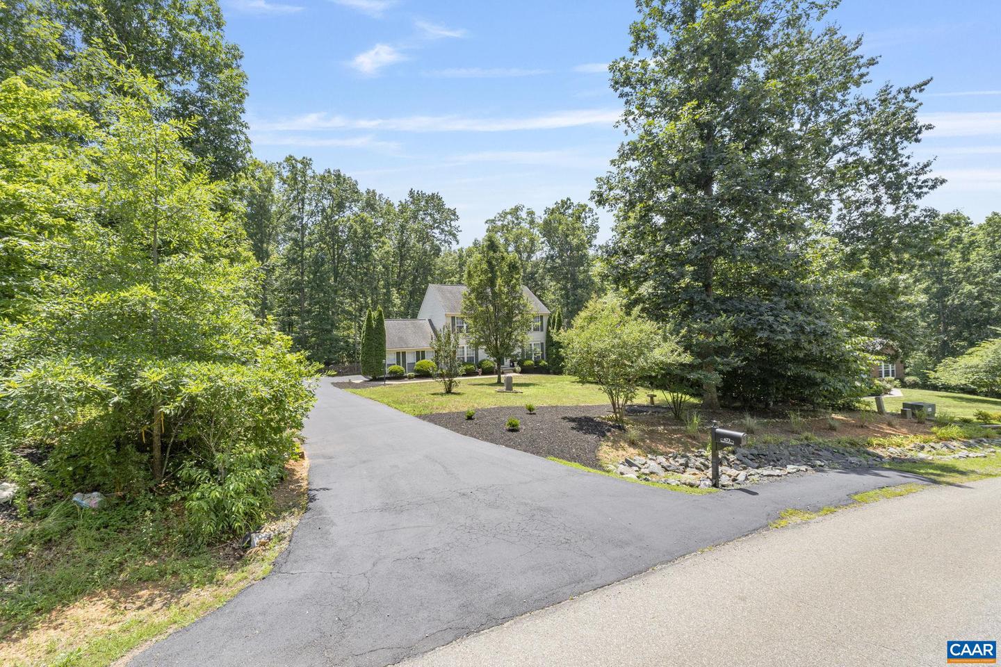 673 REEDY CREEK RD, LOUISA, Virginia 23093, 4 Bedrooms Bedrooms, ,2 BathroomsBathrooms,Residential,For sale,673 REEDY CREEK RD,666249 MLS # 666249