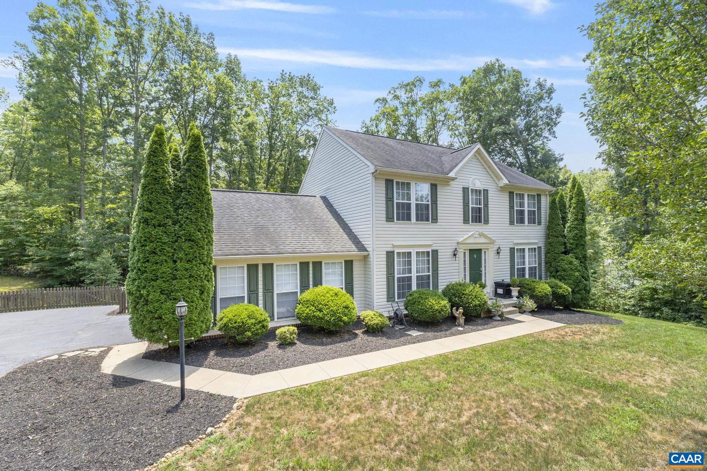 673 REEDY CREEK RD, LOUISA, Virginia 23093, 4 Bedrooms Bedrooms, ,2 BathroomsBathrooms,Residential,For sale,673 REEDY CREEK RD,666249 MLS # 666249