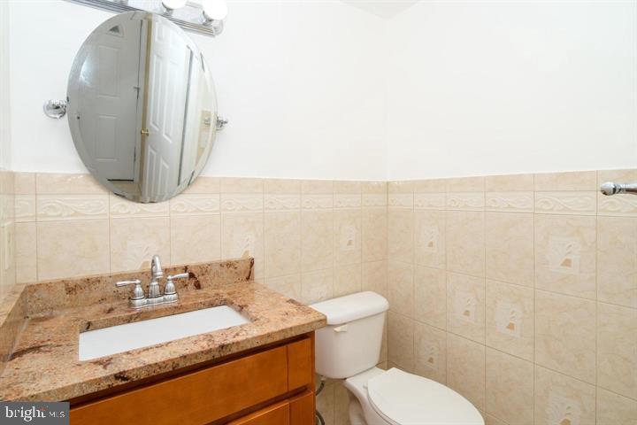 1120 STEVENSON CT, HERNDON, Virginia 20170, 3 Bedrooms Bedrooms, ,3 BathroomsBathrooms,Residential,For sale,1120 STEVENSON CT,VAFX2252902 MLS # VAFX2252902