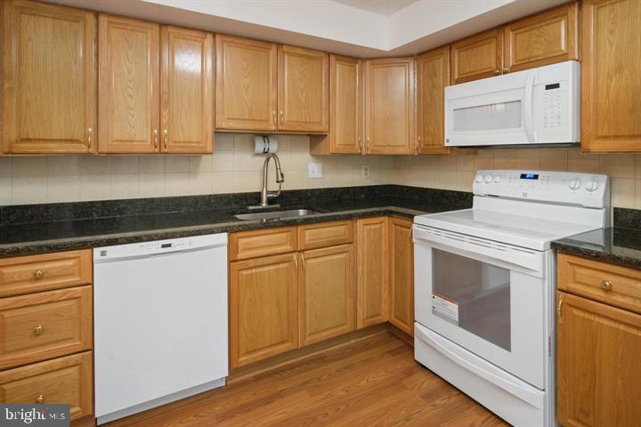 1120 STEVENSON CT, HERNDON, Virginia 20170, 3 Bedrooms Bedrooms, ,3 BathroomsBathrooms,Residential,For sale,1120 STEVENSON CT,VAFX2252902 MLS # VAFX2252902