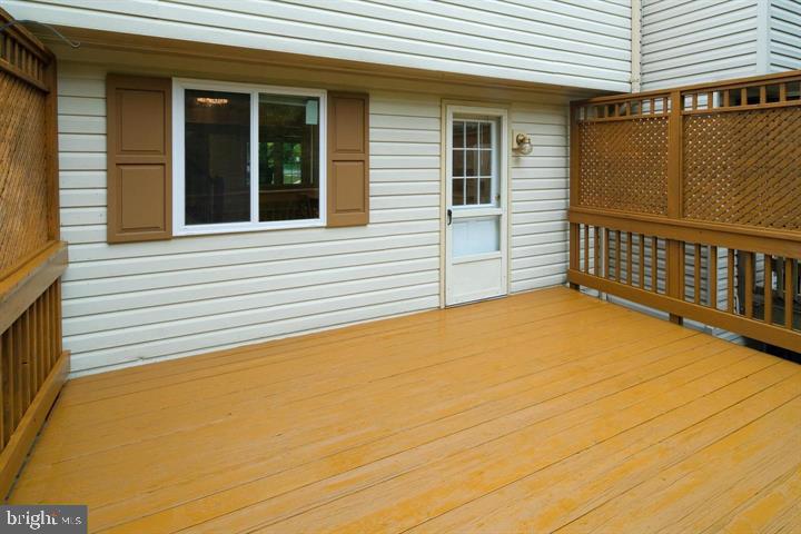 1120 STEVENSON CT, HERNDON, Virginia 20170, 3 Bedrooms Bedrooms, ,3 BathroomsBathrooms,Residential,For sale,1120 STEVENSON CT,VAFX2252902 MLS # VAFX2252902