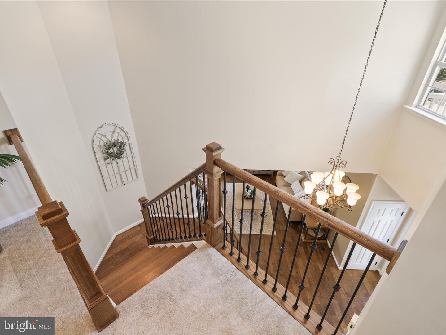 25530 CHILMARK DR, CHANTILLY, Virginia 20152, 4 Bedrooms Bedrooms, ,3 BathroomsBathrooms,Residential,For sale,25530 CHILMARK DR,VALO2100988 MLS # VALO2100988