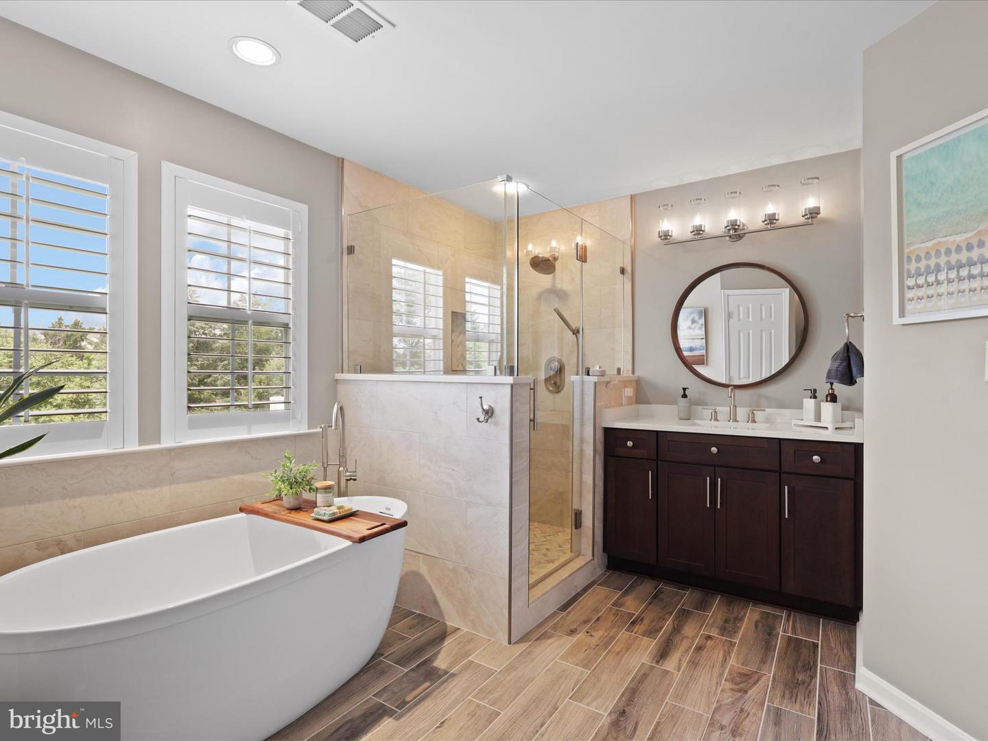 25530 CHILMARK DR, CHANTILLY, Virginia 20152, 4 Bedrooms Bedrooms, ,3 BathroomsBathrooms,Residential,For sale,25530 CHILMARK DR,VALO2100988 MLS # VALO2100988