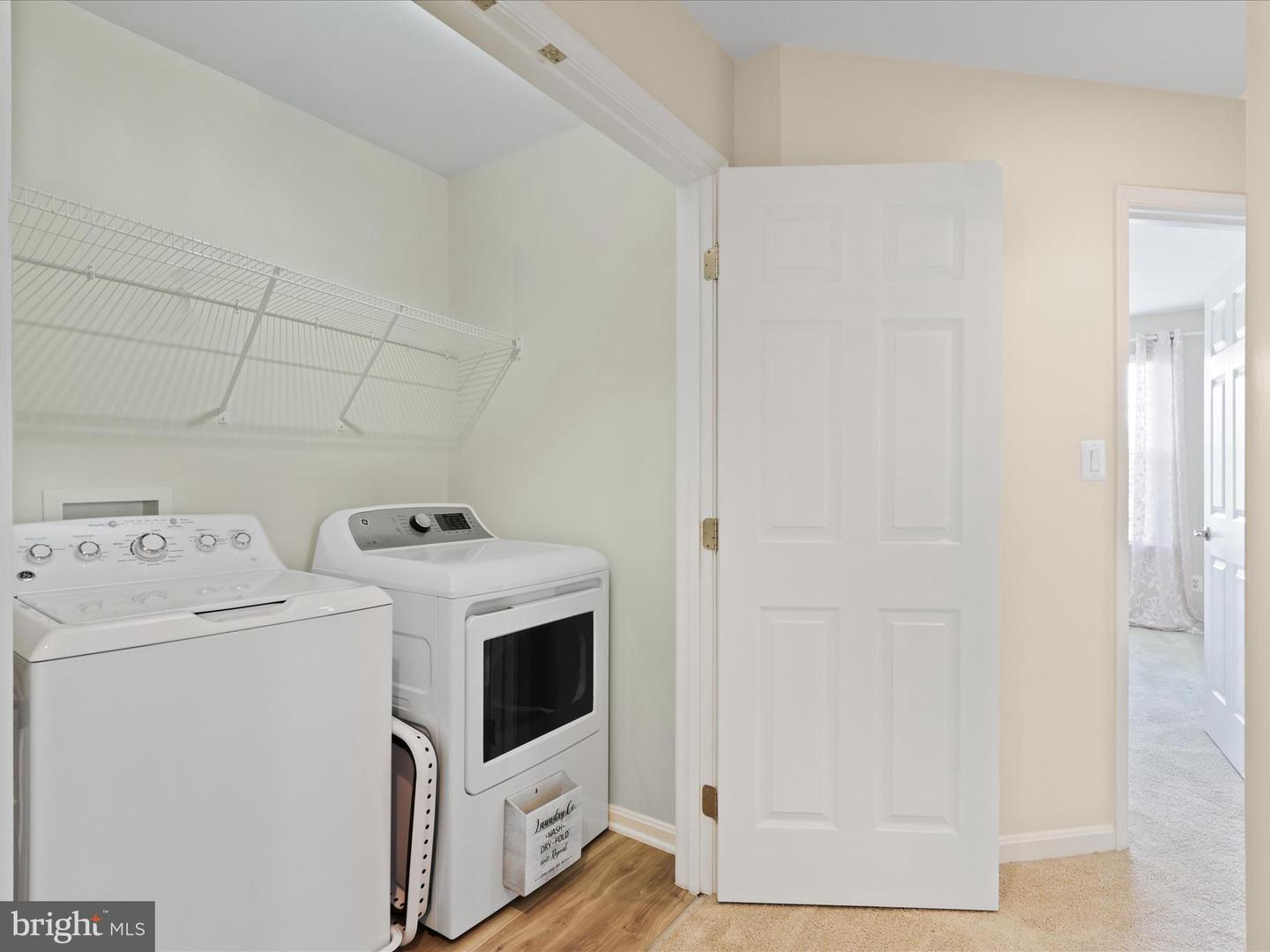 25530 CHILMARK DR, CHANTILLY, Virginia 20152, 4 Bedrooms Bedrooms, ,3 BathroomsBathrooms,Residential,For sale,25530 CHILMARK DR,VALO2100988 MLS # VALO2100988