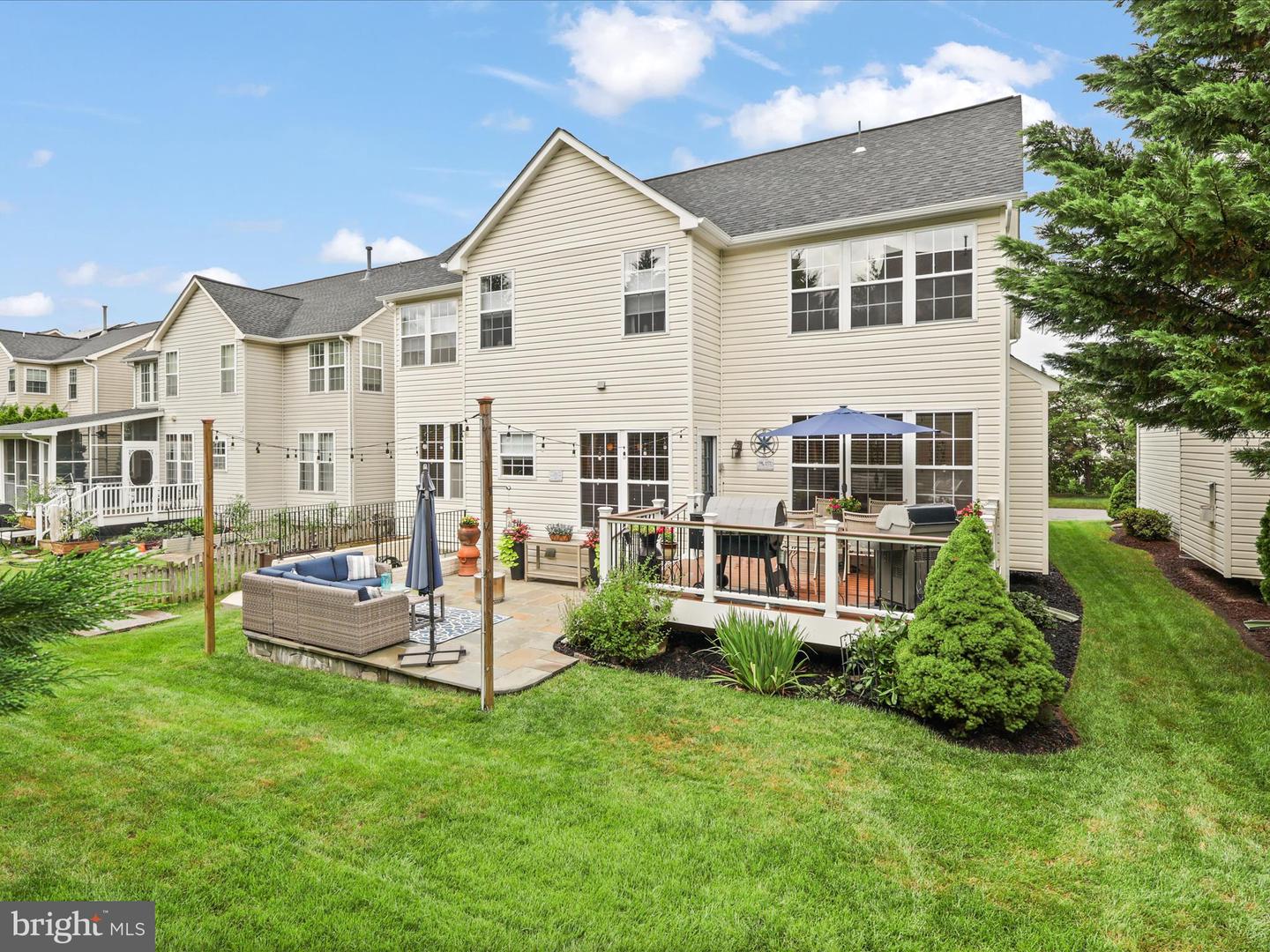 25530 CHILMARK DR, CHANTILLY, Virginia 20152, 4 Bedrooms Bedrooms, ,3 BathroomsBathrooms,Residential,For sale,25530 CHILMARK DR,VALO2100988 MLS # VALO2100988