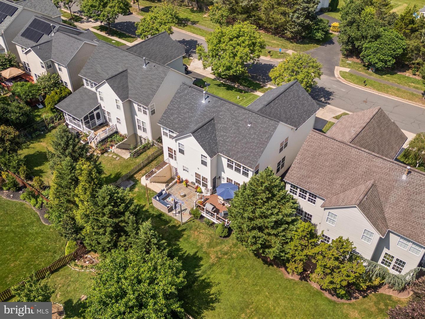25530 CHILMARK DR, CHANTILLY, Virginia 20152, 4 Bedrooms Bedrooms, ,3 BathroomsBathrooms,Residential,For sale,25530 CHILMARK DR,VALO2100988 MLS # VALO2100988