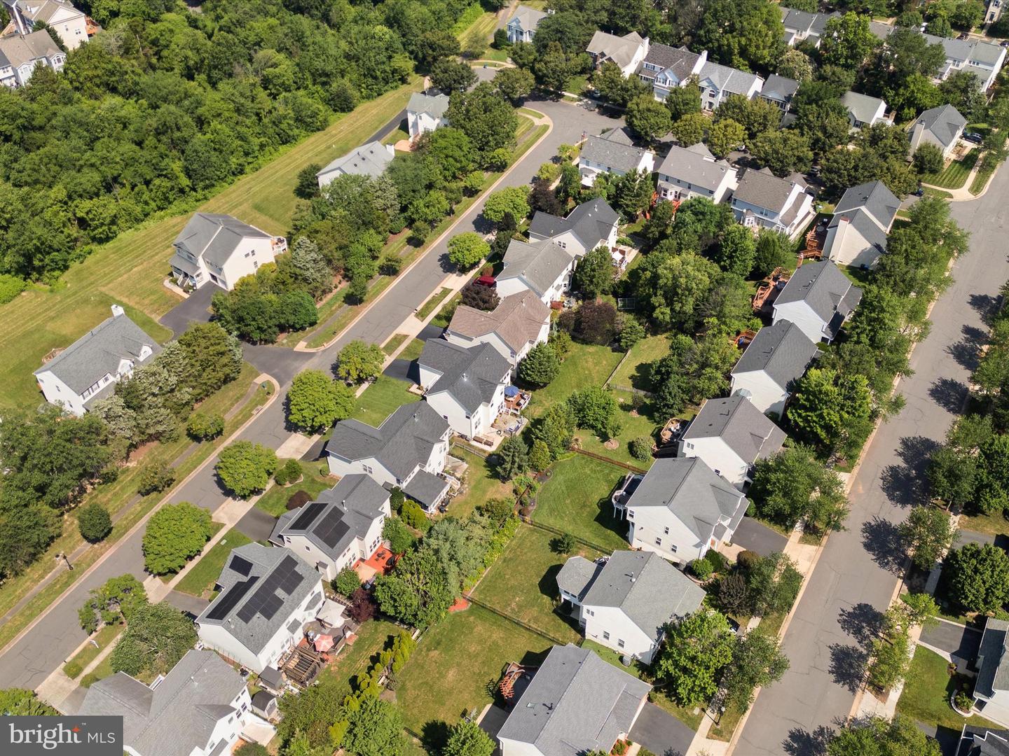 25530 CHILMARK DR, CHANTILLY, Virginia 20152, 4 Bedrooms Bedrooms, ,3 BathroomsBathrooms,Residential,For sale,25530 CHILMARK DR,VALO2100988 MLS # VALO2100988