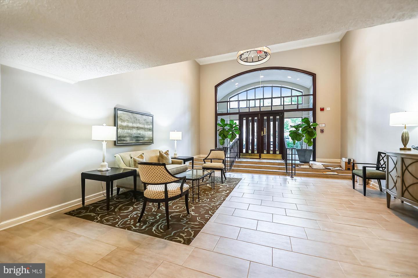 801 S PITT ST #326, ALEXANDRIA, Virginia 22314, 1 Bedroom Bedrooms, ,1 BathroomBathrooms,Residential,For sale,801 S PITT ST #326,VAAX2047110 MLS # VAAX2047110