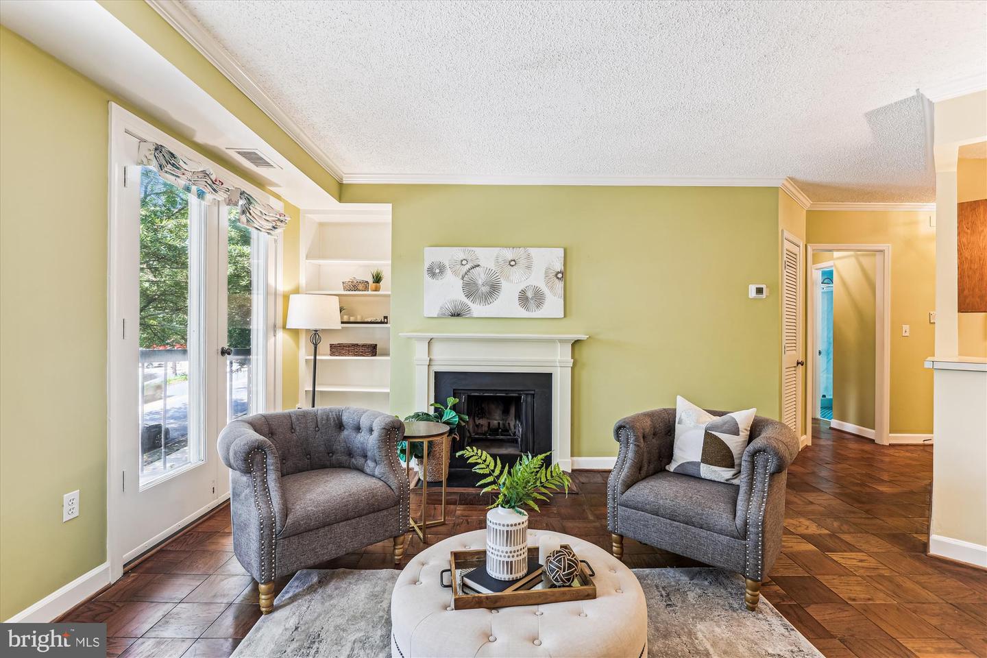 801 S PITT ST #326, ALEXANDRIA, Virginia 22314, 1 Bedroom Bedrooms, ,1 BathroomBathrooms,Residential,For sale,801 S PITT ST #326,VAAX2047110 MLS # VAAX2047110