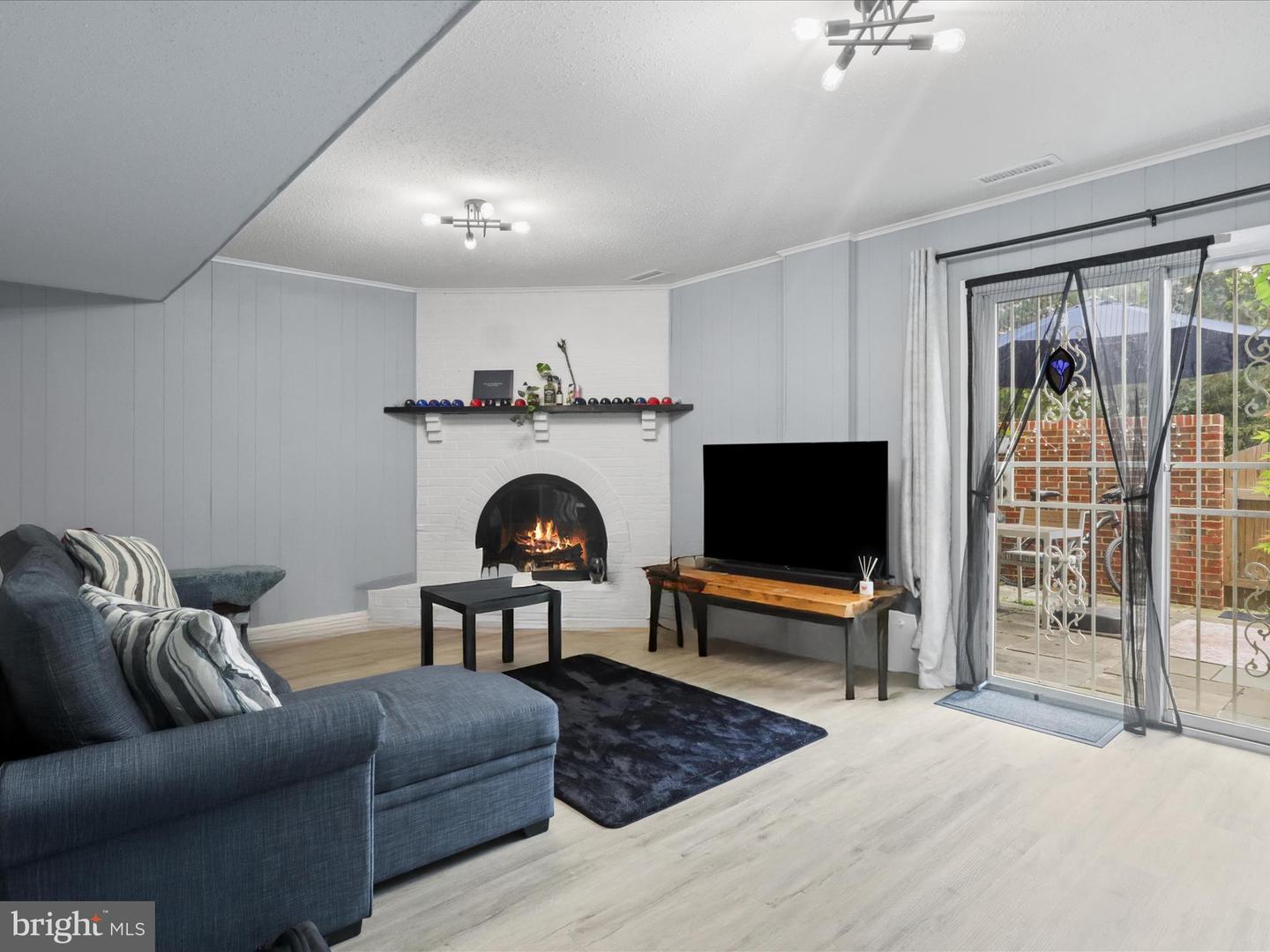 2643 CENTENNIAL CT, ALEXANDRIA, Virginia 22311, 3 Bedrooms Bedrooms, ,3 BathroomsBathrooms,Residential,For sale,2643 CENTENNIAL CT,VAAX2047130 MLS # VAAX2047130