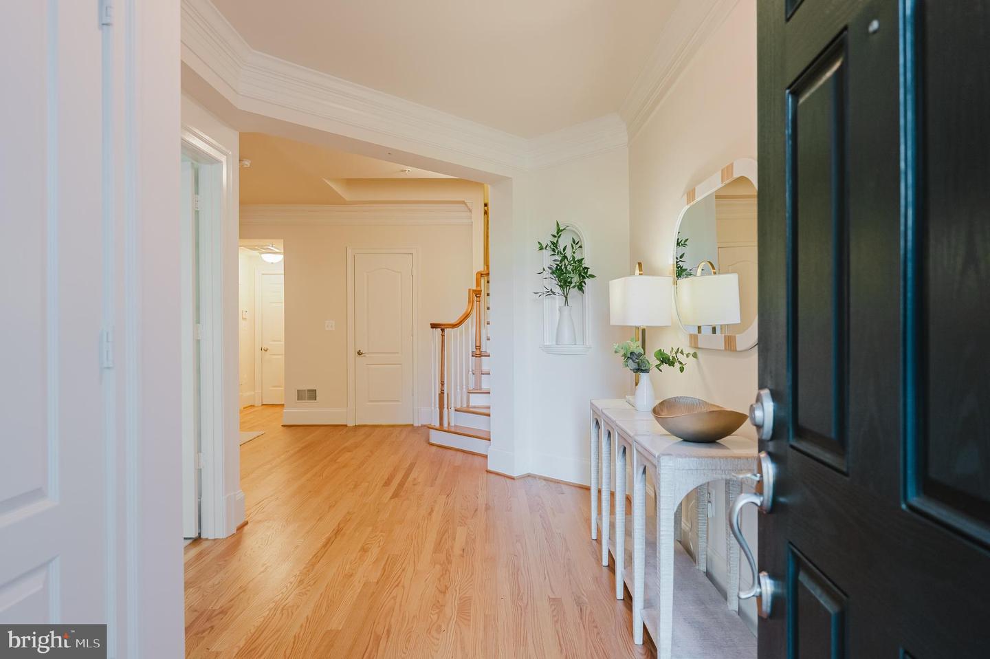 1855 POTOMAC GREENS DR, ALEXANDRIA, Virginia 22314, 3 Bedrooms Bedrooms, ,2 BathroomsBathrooms,Residential,For sale,1855 POTOMAC GREENS DR,VAAX2047132 MLS # VAAX2047132