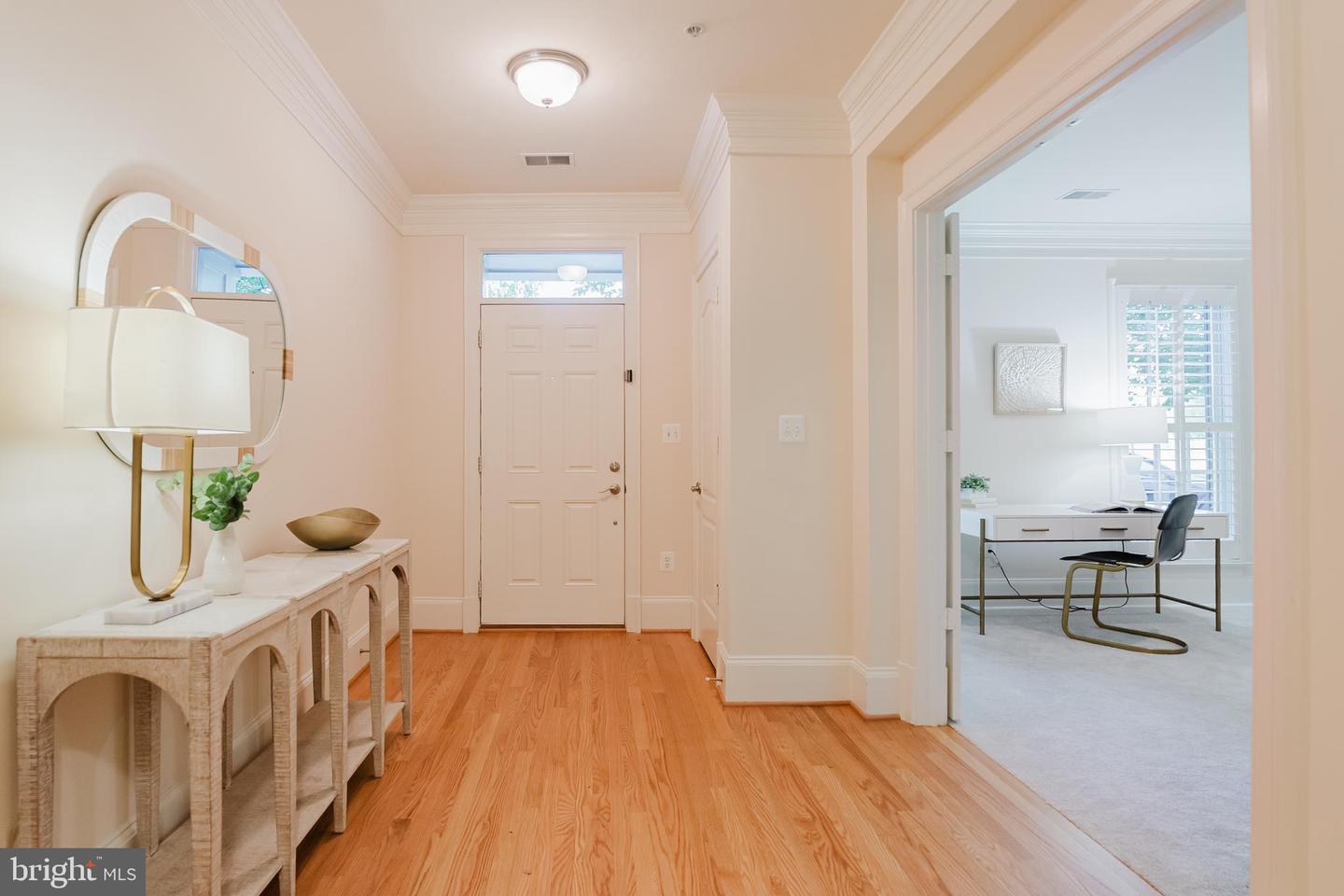 1855 POTOMAC GREENS DR, ALEXANDRIA, Virginia 22314, 3 Bedrooms Bedrooms, ,2 BathroomsBathrooms,Residential,For sale,1855 POTOMAC GREENS DR,VAAX2047132 MLS # VAAX2047132