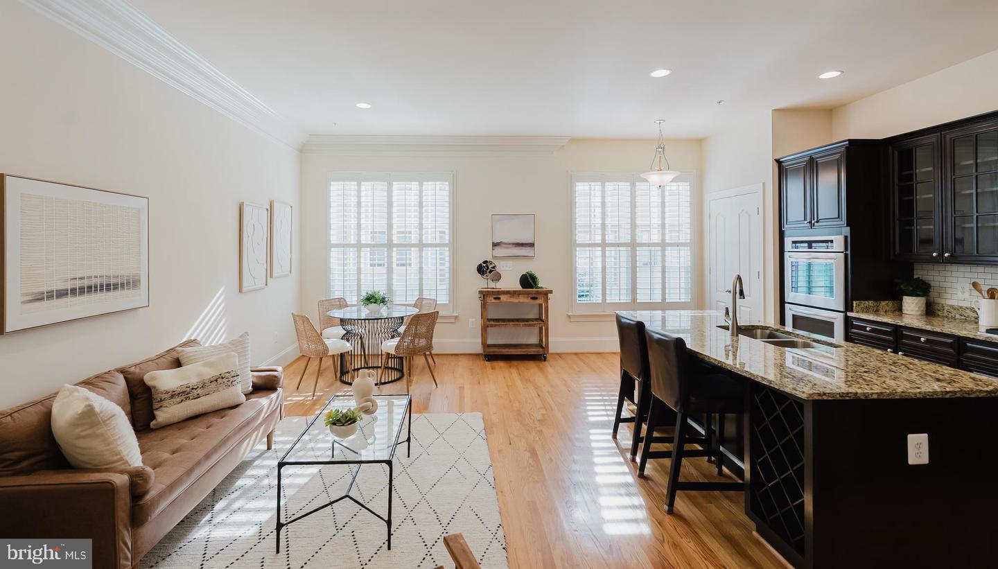 1855 POTOMAC GREENS DR, ALEXANDRIA, Virginia 22314, 3 Bedrooms Bedrooms, ,2 BathroomsBathrooms,Residential,For sale,1855 POTOMAC GREENS DR,VAAX2047132 MLS # VAAX2047132