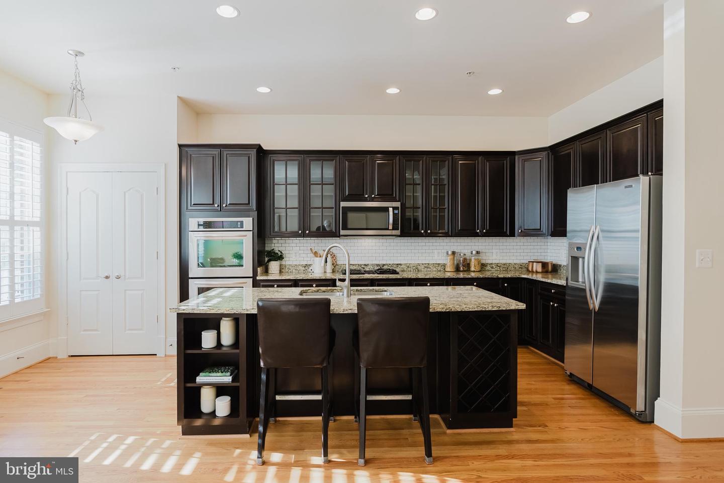 1855 POTOMAC GREENS DR, ALEXANDRIA, Virginia 22314, 3 Bedrooms Bedrooms, ,2 BathroomsBathrooms,Residential,For sale,1855 POTOMAC GREENS DR,VAAX2047132 MLS # VAAX2047132