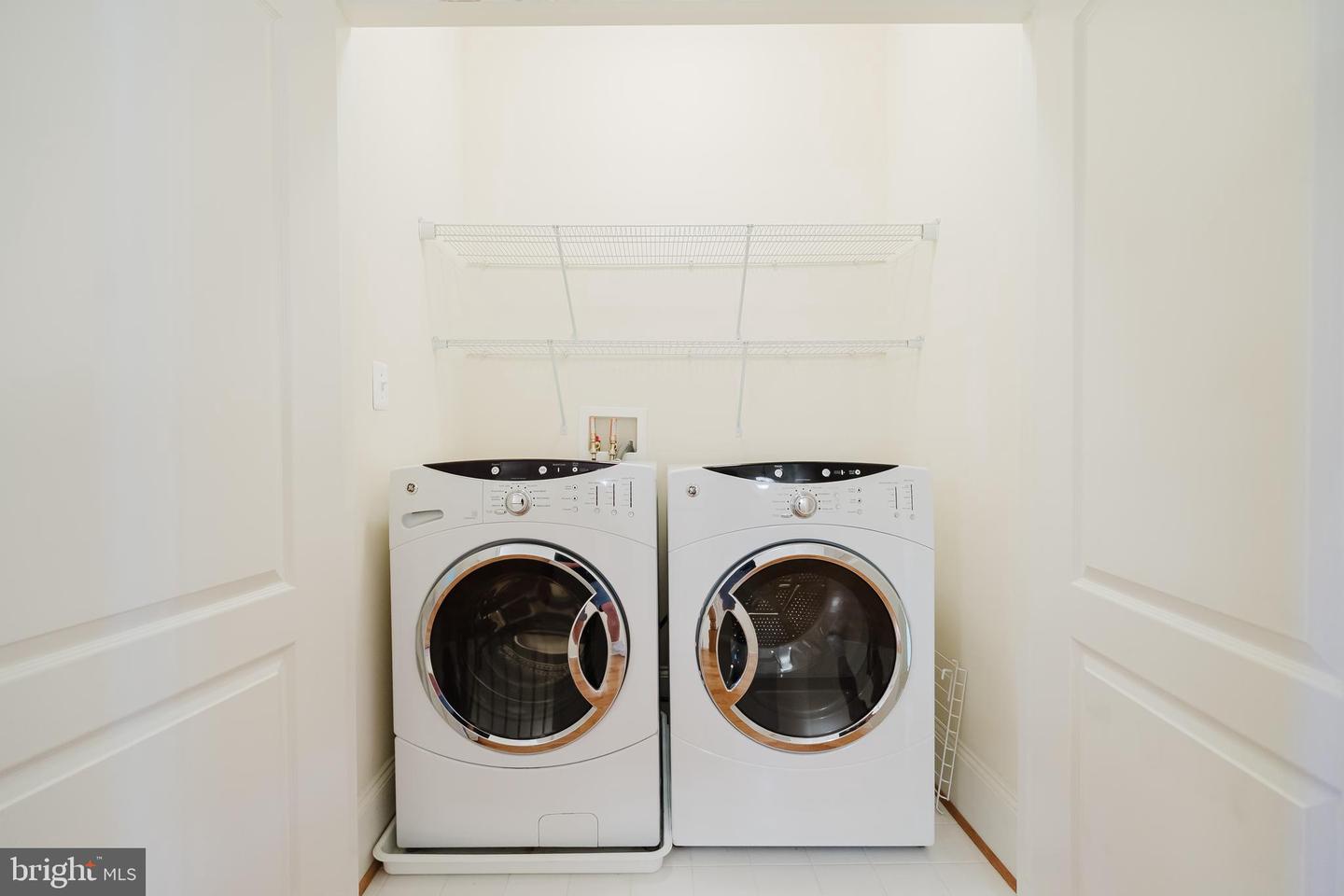 1855 POTOMAC GREENS DR, ALEXANDRIA, Virginia 22314, 3 Bedrooms Bedrooms, ,2 BathroomsBathrooms,Residential,For sale,1855 POTOMAC GREENS DR,VAAX2047132 MLS # VAAX2047132