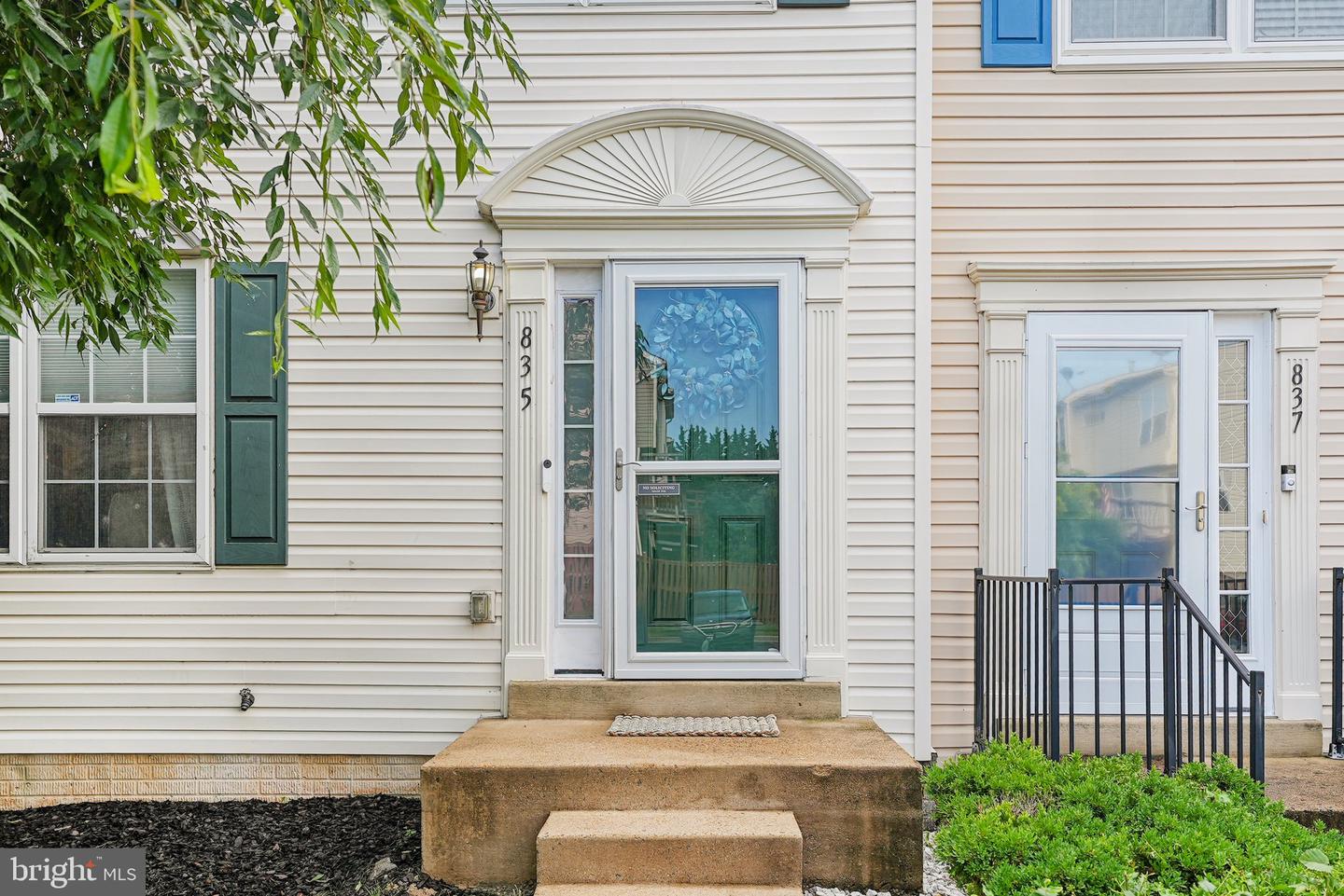 835 VANDERBILT TER SE, LEESBURG, Virginia 20175, 3 Bedrooms Bedrooms, ,3 BathroomsBathrooms,Residential,For sale,835 VANDERBILT TER SE,VALO2101118 MLS # VALO2101118