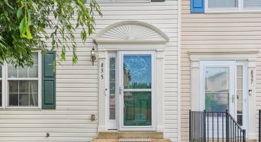 835 VANDERBILT TER SE, LEESBURG, Virginia 20175, 3 Bedrooms Bedrooms, ,3 BathroomsBathrooms,Residential,For sale,835 VANDERBILT TER SE,VALO2101118 MLS # VALO2101118