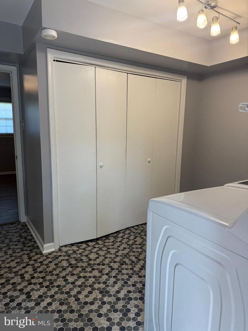 12517 HEDGES RUN DR, WOODBRIDGE, Virginia 22192, 3 Bedrooms Bedrooms, ,2 BathroomsBathrooms,Residential,For sale,12517 HEDGES RUN DR,VAPW2098502 MLS # VAPW2098502