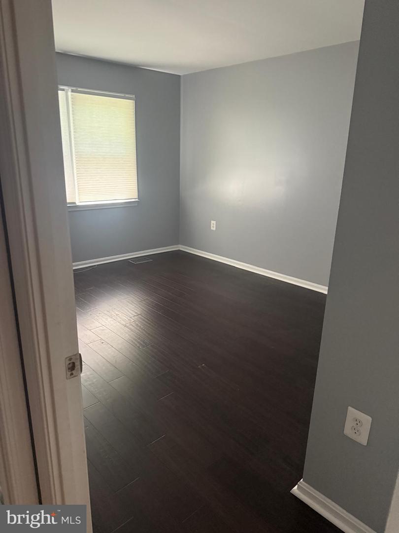 12517 HEDGES RUN DR, WOODBRIDGE, Virginia 22192, 3 Bedrooms Bedrooms, ,2 BathroomsBathrooms,Residential,For sale,12517 HEDGES RUN DR,VAPW2098502 MLS # VAPW2098502